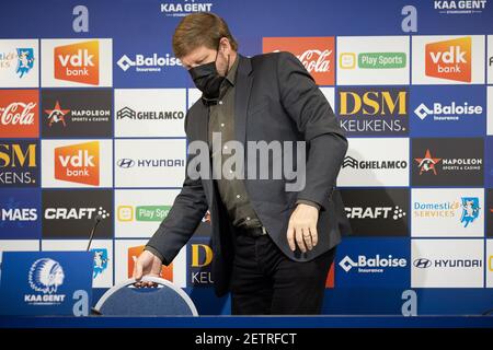 Hein Vanhaezebrouck, capo allenatore di Gent, ha ritratto durante una conferenza stampa del team della Jupiler Pro League KAA Gent, martedì 02 marzo 2021 a Gent, davanti a Foto Stock