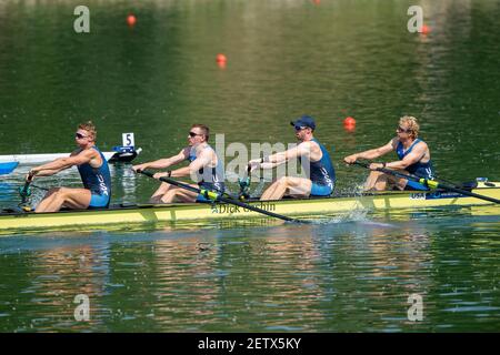 Linz, Austria, domenica 24 agosto 2019, FISA World Rowing Championship, Regatta, USA M4-, Bow Thomas PESZEK, Thomas DETHLEFS, Thomas, Andrew REED, Clark DEAN, allontanandosi, dal pontile di partenza, nel loro calore, [credito obbligatorio; Peter SPURRIER/Intersport Images] 12:01:34, Domenica Foto Stock