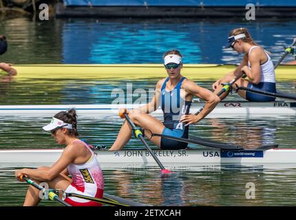 Linz, Austria, mercoledì 28 agosto 2019, FISA World Rowing Championship, Regatta, Start Area, USA W1X, Kara KOHLER, Stretching, prima dell'inizio del suo quarto-finale, [Mandatory Credit; Peter SPURRIER/Intersport Images] 12:52:28 28.08.19 Foto Stock