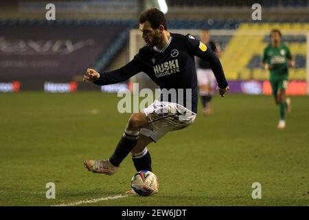 Londra, Regno Unito. 02 marzo 2021. Mason Bennett of Millwall in azione durante la partita.EFL Skybet Championship, Millwall contro Preston North End al Den di Londra martedì 2 marzo 2021. Questa immagine può essere utilizzata solo per scopi editoriali. Solo per uso editoriale, è richiesta una licenza per uso commerciale. Nessun utilizzo nelle scommesse, nei giochi o nelle pubblicazioni di un singolo club/campionato/giocatore. pic by Steffan Bowen/Andrew Orchard sports photography/Alamy Live news Credit: Andrew Orchard sports photography/Alamy Live News Foto Stock