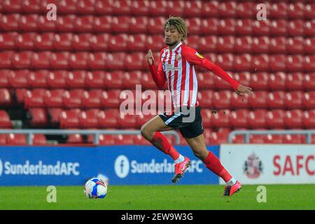 Sunderland, Regno Unito. 02 marzo 2021. Dion Sanderson N. 16 di Sunderland con la palla a Sunderland, Regno Unito il 3/2/2021. (Foto di IAM Burn/News Images/Sipa USA) Credit: Sipa USA/Alamy Live News Foto Stock