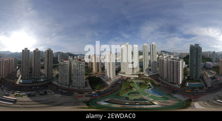 Visualizzazione panoramica a 360 gradi di Sha Tin Road Safety Park circondato da alloggi privati Kong Pui Street Shatinwai nuovi territori di Hong Kong