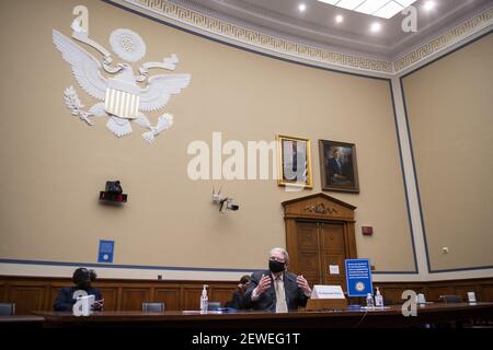 Eugene L. Dodaro, Comptroller General degli Stati Uniti, U.S. Government Accountability Office, appare prima di un House Committee on Oversight and Reform audizione sulla GAO High-Risk List 2021: Progetto per un'America più sicura e più efficace nell'edificio Rayburn House Office di Washington, DC, USA, martedì 2 marzo, 2021. Foto di Rod Lamkey/CNP/ABACAPRESS.COM Foto Stock