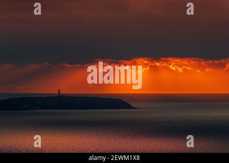 Coucher de soleil sur le Cap Gris-nez, Francia, Côte d'Opale. Foto Stock