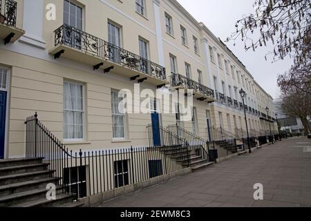 Recentemente ristrutturato Regency case con vista sui Giardini Imperiali Montpelier Cheltenham UK Foto Stock