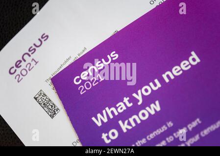 Westcliff on Sea, Essex, Regno Unito. 3 marzo 2021. Le famiglie stanno iniziando a ricevere le loro lettere di notifica per completare il censimento del 2021. Il censimento dovrebbe aver luogo il 21 marzo 2021 e tutte le famiglie in Inghilterra e Galles dovrebbero completarlo per legge o rischiare una multa fino a £1000. Sarà amministrata dall'Ufficio di Statistica Nazionale (ONS) in Inghilterra e Galles e sarà il primo censimento britannico a raccogliere la maggior parte dei dati online. L'ONS ha confermato che il censimento sarà Passi pure nonostante la pandemia COVID-19 Foto Stock