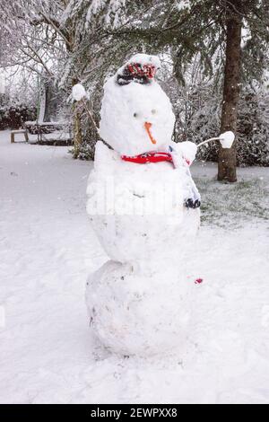 Pupazzo di neve, Medstead, Hampshire, Inghilterra, Regno Unito. Foto Stock