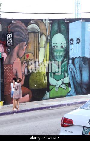 Miami, Florida, Stati Uniti. Murales alle pareti di Wynwood. Foto Stock