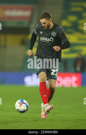 Norwich, Regno Unito. 3 marzo 2021; Carrow Road, Norwich, Norfolk, Inghilterra, Campionato di calcio inglese della Lega Calcio, Norwich contro Brentford; Henrik Dalsgaard di Brentford Credit: Action Plus Sports Images/Alamy Live News Foto Stock