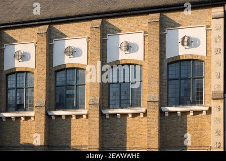 Ealing Broadway Methodist Church di John Tarring Foto Stock