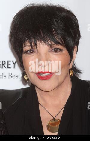 Liza Minnelli partecipa alla Film Society of Lincoln Center's 40 ° anniversario Chaplin Award Gala onorando Barbra Streisand presso Avery Fisher Hall a New York City il 22 aprile 2013. Foto: Henry McGee/MediaPunch Foto Stock