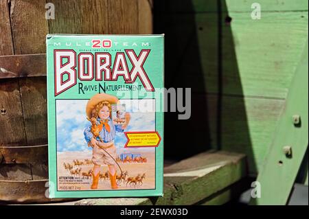 Una scatola vintage di 20 Mule team borax polvere di pulizia Foto Stock