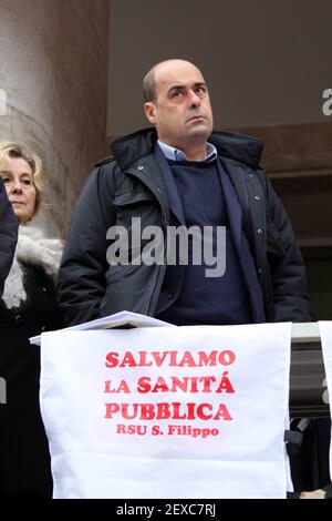 Foto Repertorio, Italia. 04 marzo 2021. ROMA, Assemblea dei lavoratori del settore sanitario dell'ospedale San Filippo Neri, con NICOLA ZINGARETTI (ROMA - 2013-01-09, PAOLO RIZZO) ps la foto può essere utilizzata nel rispetto del contesto in cui è stata scattata, E senza intento diffamatorio del decoro delle persone rappresentate uso Editoriale solo credito: Agenzia indipendente Foto / Alamy Live News Foto Stock