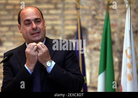 Foto Repertorio, Italia. 04 marzo 2021. COMPAGNIA DI OPERE AL TEMPIO DI ADRIANO. CONFERENZA SULLA SUSSIDIARIETÀ CON NICOLA ZINGARETTI (ROMA - 2011-05-17, Antonia Cesareo/Fotogramma) ps la foto può essere utilizzata nel rispetto del contesto in cui è stata scattata, e senza l'intento diffamatorio del decoro delle persone rappresentate uso editoriale solo credito: Agenzia indipendente per le foto/Alamy Live News Foto Stock