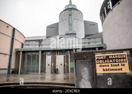 L'immagine mostra la Corte delle Assise della Provincia Hainaut a Mons, la sede della sessione di costituzione della giuria al processo di assises di Marjor Foto Stock