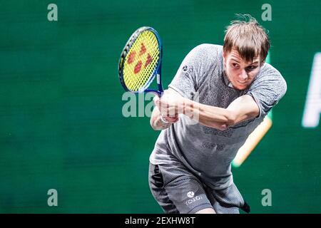 ROTTERDAM, PAESI BASSI - 4 MARZO: Alexander Bublik Kazakhstan durante la sua partita contro Tommy Paul degli Stati Uniti nel 48° ABN AMRO World Tennis T Foto Stock