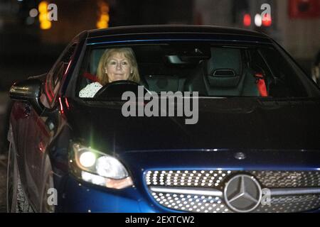 Edimburgo, Scozia, Regno Unito. 3 marzo 2021. Nella foto: Partito conservatore scozzese e unionista, Margaret Mitchell MSP Vice Convener per il governo scozzese Gestione delle denunce di molestie. L’MSP lascia il Parlamento scozzese mentre la stampa attende che Nicola Sturgeon compaia dopo aver fornito prove al Comitato del governo scozzese che si è pronunciato sulle denunce di molestie. Credito: Colin Fisher Foto Stock