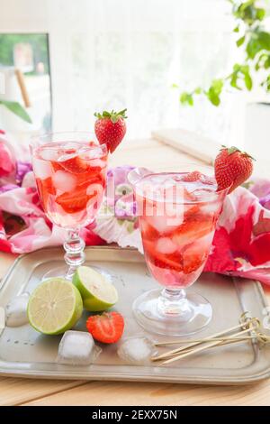 Punch di fragole fatto in casa Foto Stock