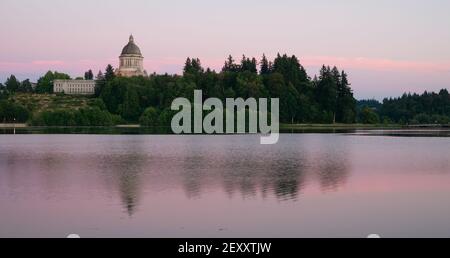Palazzo del Governo il lago Capital Olympia Washington Tramonto Tramonto Foto Stock