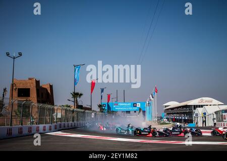 22 ROWLAND Oliver (gbr), Spark-Nissan Nissan IM02, Nissan e-dams, azione 23 BUEMI Sebastien (che), Spark-Nissan Nissan IM02, Nissan e-dams, inizio della gara durante l'e-Prix di Marrakech 2020, 5° round del campionato di Formula e 2019-20, sul circuito Internazionale Automobile di Marrakech, dal 28 febbraio al Moulay di El 29 A Marrakech, Marocco - Foto Germain Hazard / DPPI Foto Stock