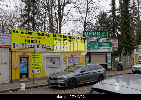 KFZ Zulassungsservice, Jueteborger Strasse, Kreuzberg, Berlino, Germania Foto Stock