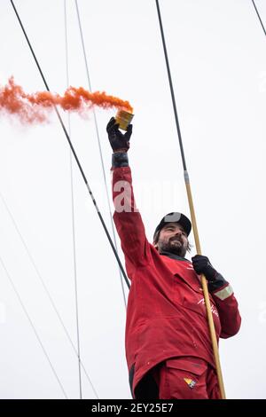 Boris Herrmann (ger), 4°, navigando sull'Imoca SeaExplorer - Yacht Club de Monaco durante l'arrivo del 2020-2021 Vendée Globe dopo 80 giorni, 14 ore, 59 minuti e 45 secondi, 9° edizione della gara mondiaria senza sosta, il 27 gennaio 2021 a Les Sables-d'Olonne, Francia - Foto Martin Keruzoré / DPPI Foto Stock