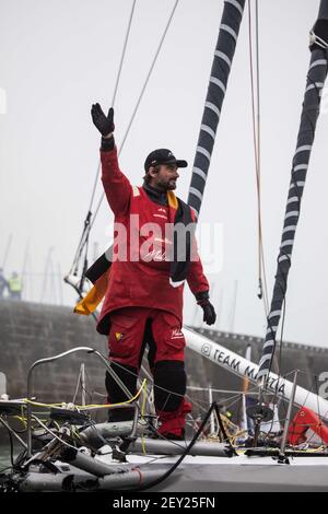 Boris Herrmann (ger), 4°, navigando sull'Imoca SeaExplorer - Yacht Club de Monaco durante l'arrivo del 2020-2021 Vendée Globe dopo 80 giorni, 14 ore, 59 minuti e 45 secondi, 9° edizione della gara mondiaria senza sosta, il 27 gennaio 2021 a Les Sables-d'Olonne, Francia - Foto Martin Keruzoré / DPPI Foto Stock