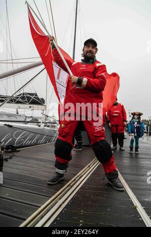 Boris Herrmann (ger), 4°, navigando sull'Imoca SeaExplorer - Yacht Club de Monaco durante l'arrivo del 2020-2021 Vendée Globe dopo 80 giorni, 14 ore, 59 minuti e 45 secondi, 9° edizione della gara mondiaria senza sosta, il 27 gennaio 2021 a Les Sables-d'Olonne, Francia - Foto Martin Keruzoré / DPPI Foto Stock