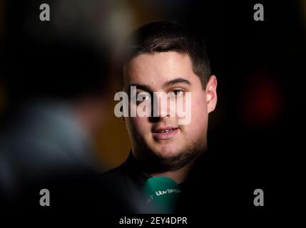 John Brown durante il primo giorno del torneo Ladbrokes UK Open 2021 alla Marshall Arena, Milton Keynes. Data immagine: Venerdì 5 marzo 2021. Foto Stock