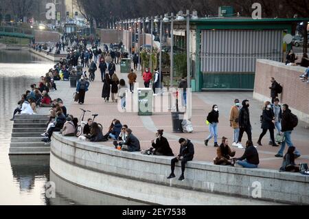 Milano, Italia. 05 marzo 2021. Milano, primo giorno della zona arancione rinforzata, sui Navigli e Darsena Editorial Usage Only Credit: Independent Photo Agency/Alamy Live News Foto Stock