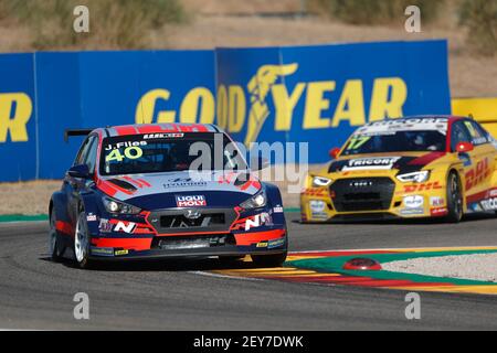 40 files Josh (gar), Engstler Hyundai N Liqui Moly Racing Team, Hyundai i30 N TCR, azione in occasione della FIA WTCR Race of Spain 2020, 5° round della FIA World Touring Car Cup 2020, sulla Ciudad del Motor de Aragón, dal 30 ottobre al 1° novembre 2020 a Alcañiz, Aragon, Spagna - Foto Frédéric le Floc'h / DPPI Foto Stock