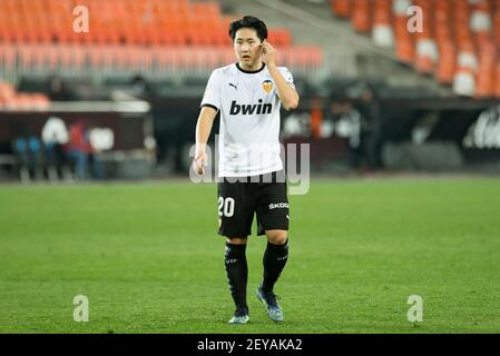 Valencia, Spagna. 05 marzo 2021. Kang-in Lee of Valencia CF visto durante la partita di calcio spagnola la Liga tra Valencia CF e Villarreal CF all'Estadio Mestalla.Punteggio finale; Valencia CF 2:1 Villarreal. Credit: SOPA Images Limited/Alamy Live News Foto Stock