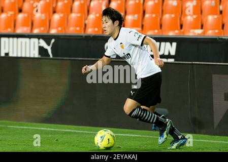 Valencia, Spagna. 05 marzo 2021. Kang-in Lee of Valencia CF visto durante la partita di calcio spagnola la Liga tra Valencia CF e Villarreal CF all'Estadio Mestalla.Punteggio finale; Valencia CF 2:1 Villarreal. Credit: SOPA Images Limited/Alamy Live News Foto Stock