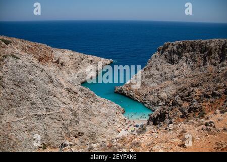 Limania seitana o Agiou Stefanou, la spiaggia celeste con acqua turchese. Chania, Akrotiri, Creta, Grecia il 24 agosto 2020 Foto Stock