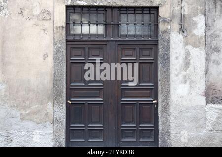 Antica casa di legno porta Monza Europa Foto Stock