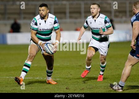 MANCHESTER, REGNO UNITO. 5 MARZO Luther Burrell di Newcastle Falcons in azione durante il Gallagher Premiership match tra sale Sharks e Newcastle Falcons presso AJ Bell Stadium, Eccles venerdì 5 marzo 2021. (Credit: Chris Lishman | MI News ) Foto Stock