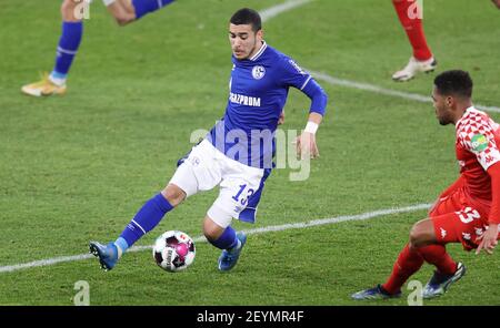 Gelsenkirchen, Germania. Firo: 05.03.2021 Fuvuball: Calcio: 1 Bundesliga, stagione 2020/21 FC Schalke 04 - FSV Mainz William, azione individuale Credit: Jvºrgen Fromme/firosportphoto/pool | usage worldwide/dpa/Alamy Live News 2021 Foto Stock