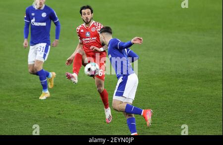 Gelsenkirchen, Germania. Firo: 05.03.2021 Fuvuball: Calcio: 1° Bundesliga, stagione 2020/21 FC Schalke 04 - FSV Mainz duelli Danny Latza Credit: Jvºrgen Fromme/firosportphoto/pool | usage worldwide/dpa/Alamy Live News 2021 Foto Stock