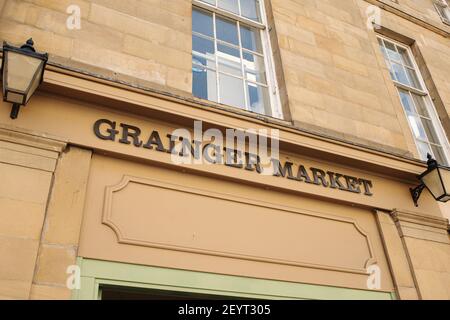Newcastle upon Tyne UK - 20 agosto 2020: Segnaletica esterna Grainger Market Foto Stock