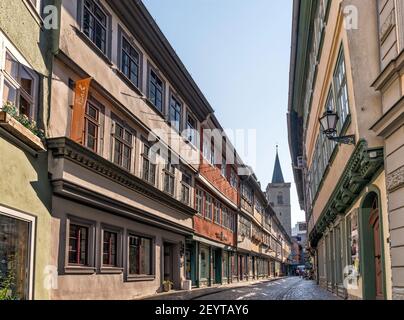 Negozi a Krämerbrücke (Ponte dei Merchants) a Erfurt, Turingia, Germania Foto Stock