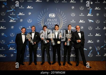 Fernando Alonso, Kazuki Nakajima e Sébastien Buemi, ritratto con Pierre Fillon, Pascal Vasselon e Richard Mille durante la consegna del Premio FIA al Carrousel du Louvre, Parigi 8 dicembre 2019 - Foto Frederic le Floc'h / DPPI Foto Stock