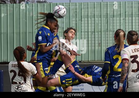 Verona, Italia. 06 marzo 2021. Madison Solow (Verona) durante Hellas Verona Donne contro COME Roma, Serie calcistica Italiana UNA partita femminile a Verona, Italia, Marzo 06 2021 Credit: Independent Photo Agency/Alamy Live News Foto Stock