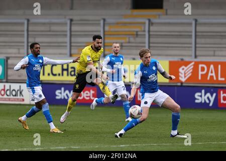 BURTON SU TRENT, REGNO UNITO. 6 MARZO: Kane Hemmings di Burton Albion spara in goal durante la partita Sky Bet League 1 tra Burton Albion e Peterborough United al Pirelli Stadium di Burton upon Trent sabato 6 marzo 2021. (Credit: James HolyOak | MI News) Credit: MI News & Sport /Alamy Live News Foto Stock