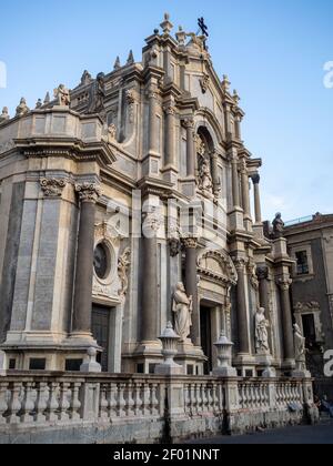 Facciata della Cattedrale di Catania Foto Stock