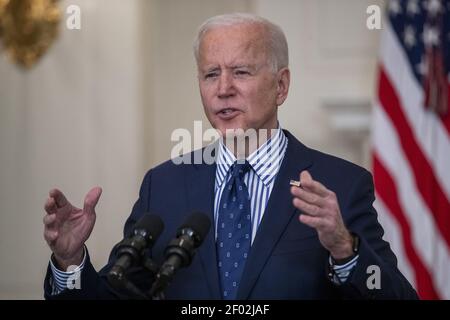 Washington, Stati Uniti. 06 marzo 2021. Il presidente Joe Biden ha fatto un commento sull’approvazione del Senato del progetto di legge da 1.9 trilioni di dollari per il soccorso del coronavirus da parte della Sala da pranzo dello Stato della Casa Bianca a Washington, DC, sabato 6 marzo 2021. Il disegno di legge ora ritorna in Aula per la riconciliazione, dove è previsto che il giorno di martedì. Foto di Shawn Thew/UPI Credit: UPI/Alamy Live News Foto Stock