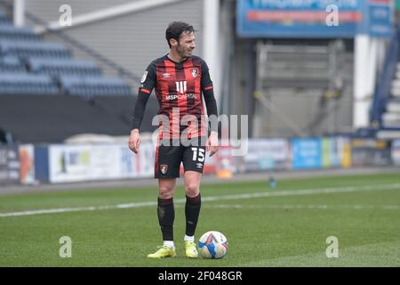 Preston, Regno Unito. 06 marzo 2021. Adam Smith n° 15 di Bournemouth con la palla a Preston, Regno Unito, il 3/6/2021. (Foto di Simon Whitehead/News Images/Sipa USA) Credit: Sipa USA/Alamy Live News Foto Stock