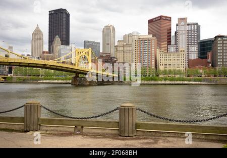 Pittsburgh Pennsylvania Downtown skyline della Città di Fiume Allegeny Foto Stock