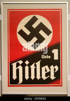 Un periodo Weimar voto Hitler poster Foto Stock