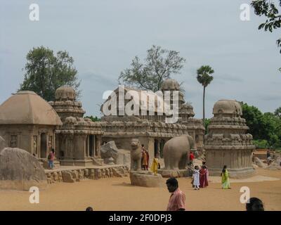 Antico tempio del sole situato a Mahabalipuram vicino Chennai India cliccato Il 27 luglio 2008 Foto Stock