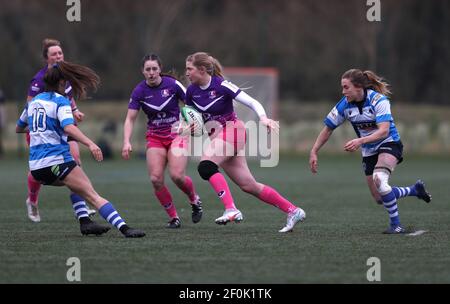 DURHAM CITY, INGHILTERRA. 6 MARZO: Olivia Jones of Loughborough Lightning sull'attacco durante la partita FEMMINILE ALLIANZ PREMIER 15S tra DMP Durham Sharks e Loughborough Ligntning al Castello di Maiden, Durham City sabato 6 marzo 2021. (Credit: Chris Booth | MI News) Credit: MI News & Sport /Alamy Live News Foto Stock